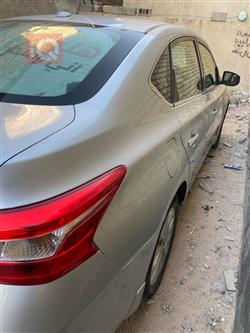 نيسان سنترا